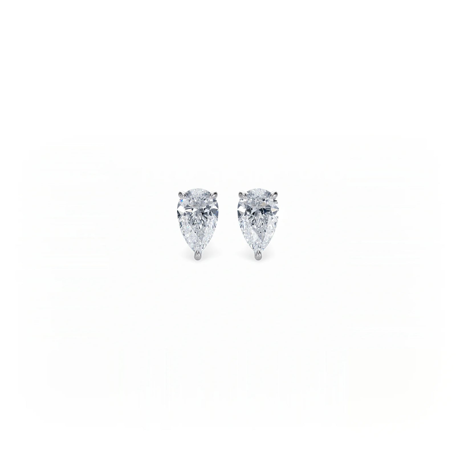 Signature Stud Earrings - Single Prong