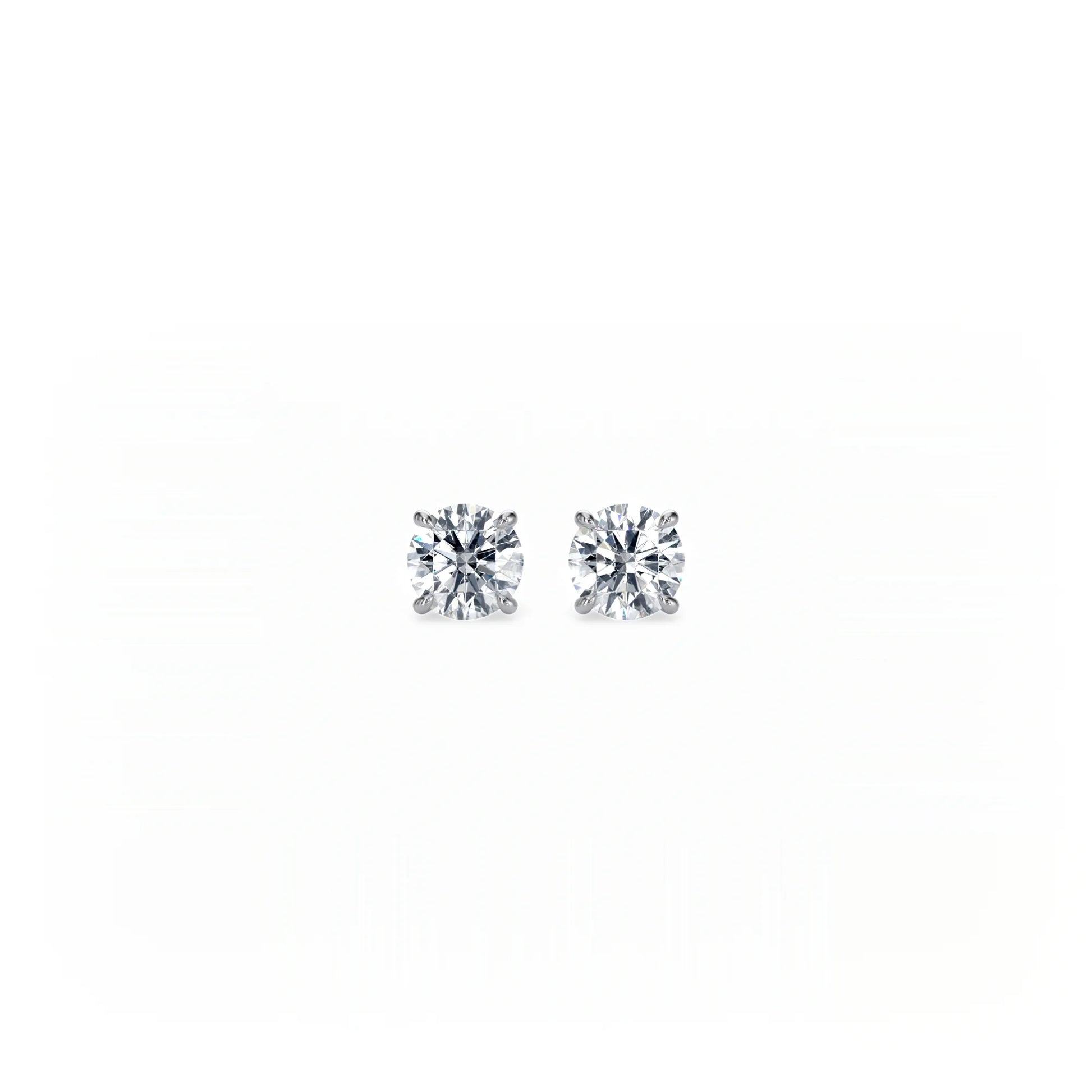Signature Stud Earrings - Single Prong